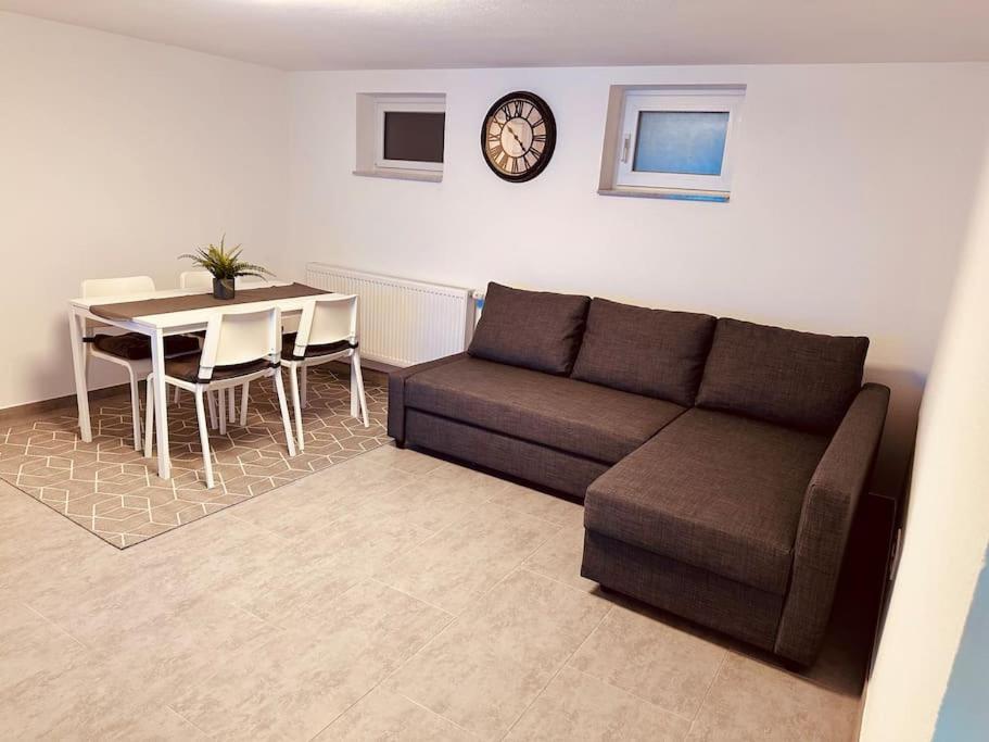 Gemuetliche Wohnung In Леверкузен Екстериор снимка