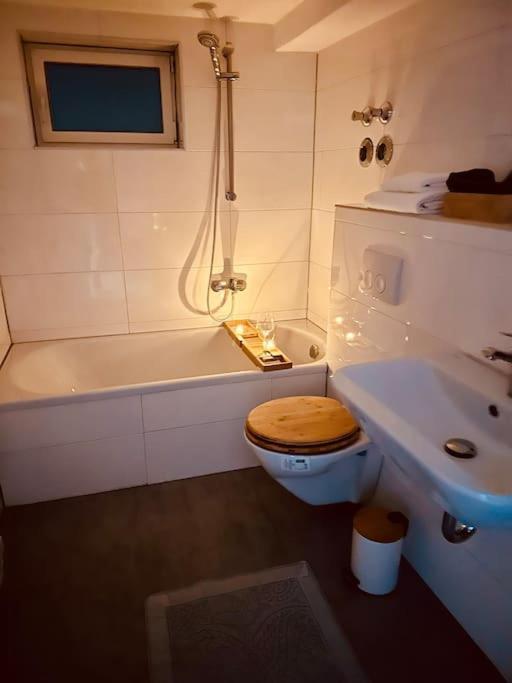 Gemuetliche Wohnung In Леверкузен Екстериор снимка